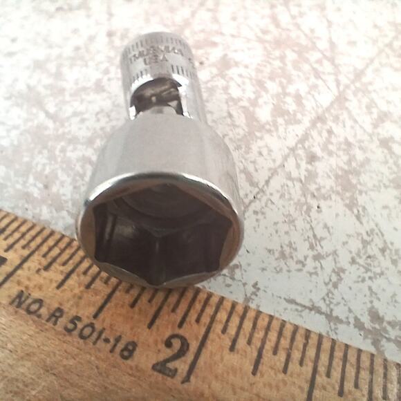 Snap-on TMUSM14A 14mm Universal Swivel Socket 1/4" Drive 6-Point Metric Tool - Picture 7 of 9